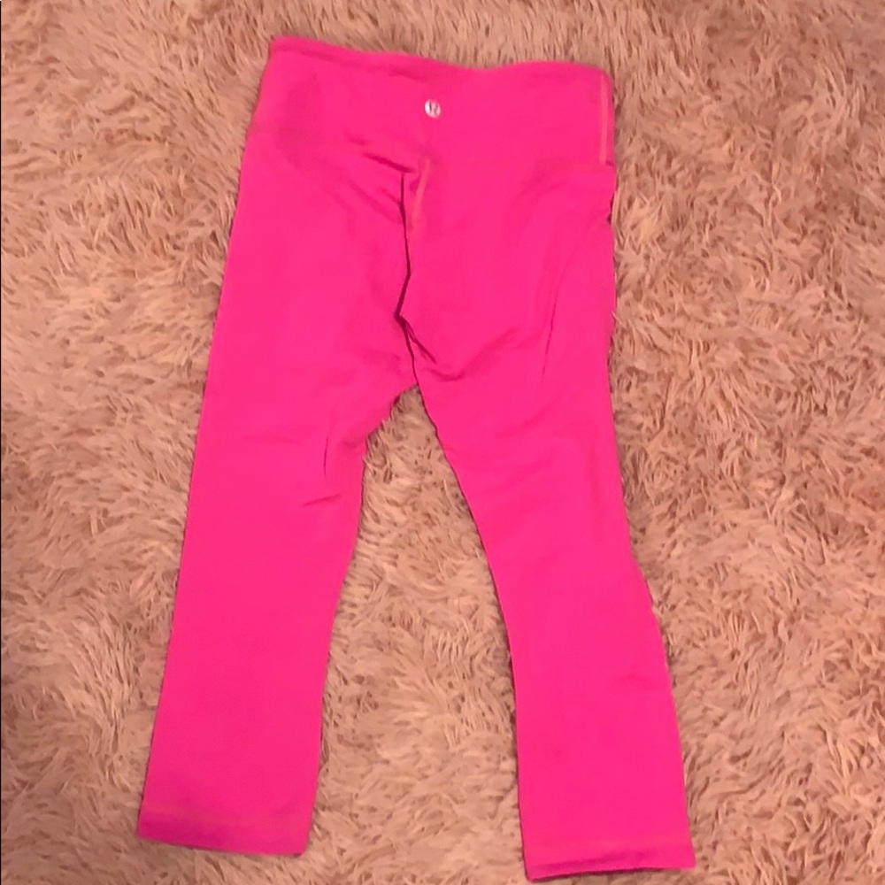 pink to black reversible cropped lululemon legging
